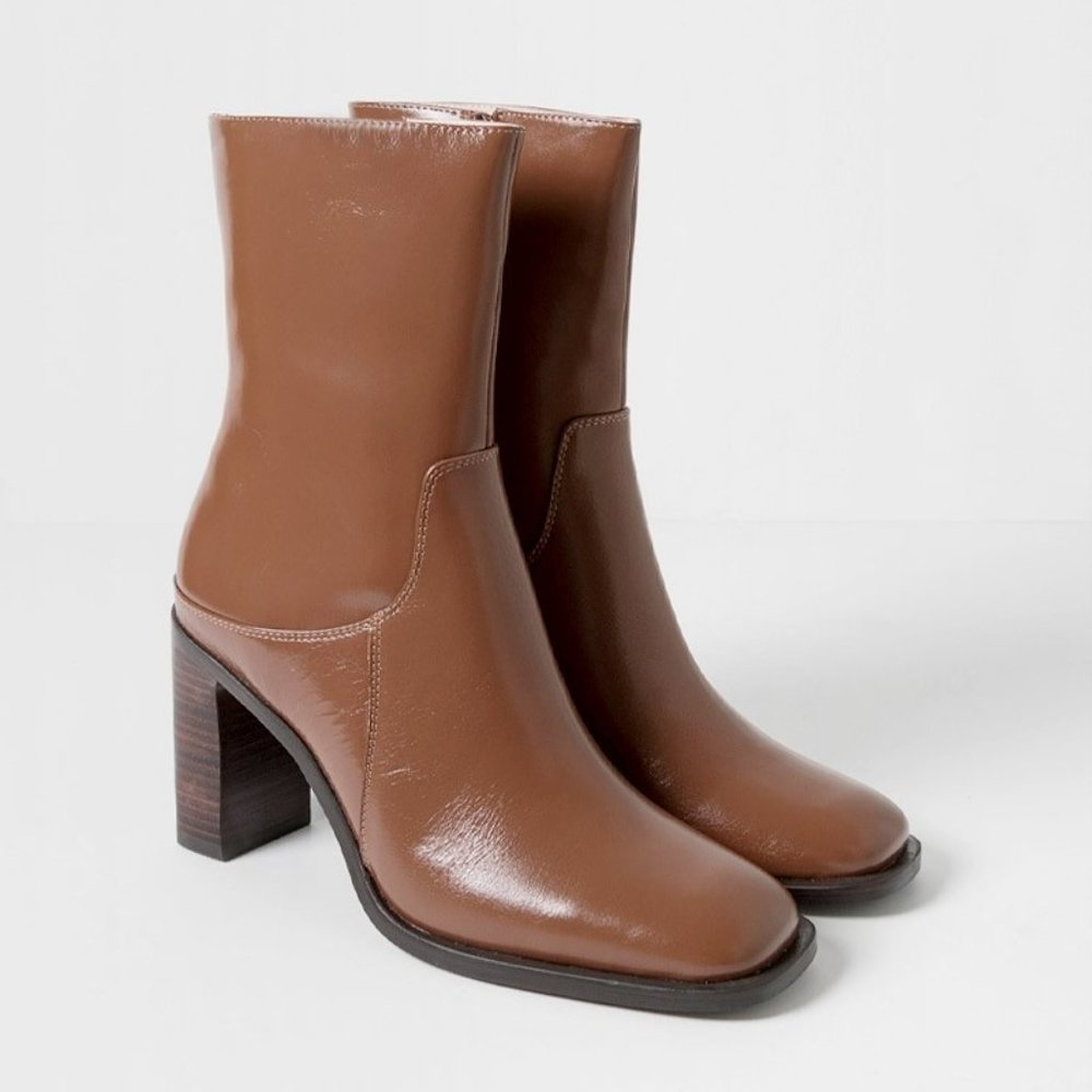 Intentionally Blank MR2 Brown Boots